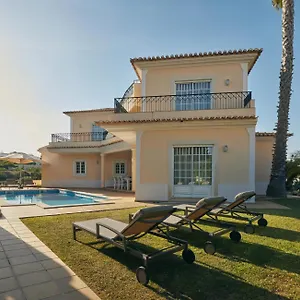 Monte Oliveiras With Private Pool Villa